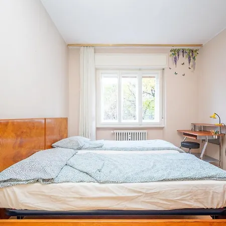 Orlando Гостевой дом *